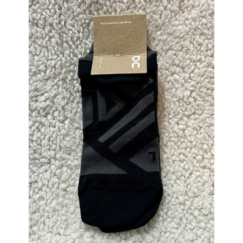 On Cloud Performance Low Sock Women's Medium 8.5-9.5 Black/Shadow Socks (SC)
